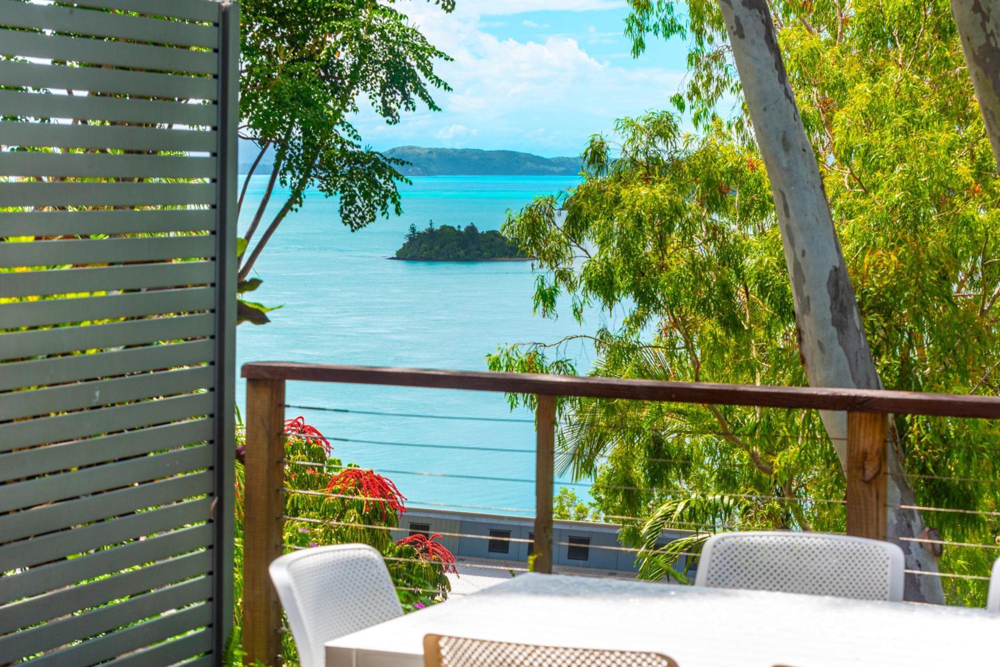 Sunset Waters Apartments Hamilton Island Exterior foto