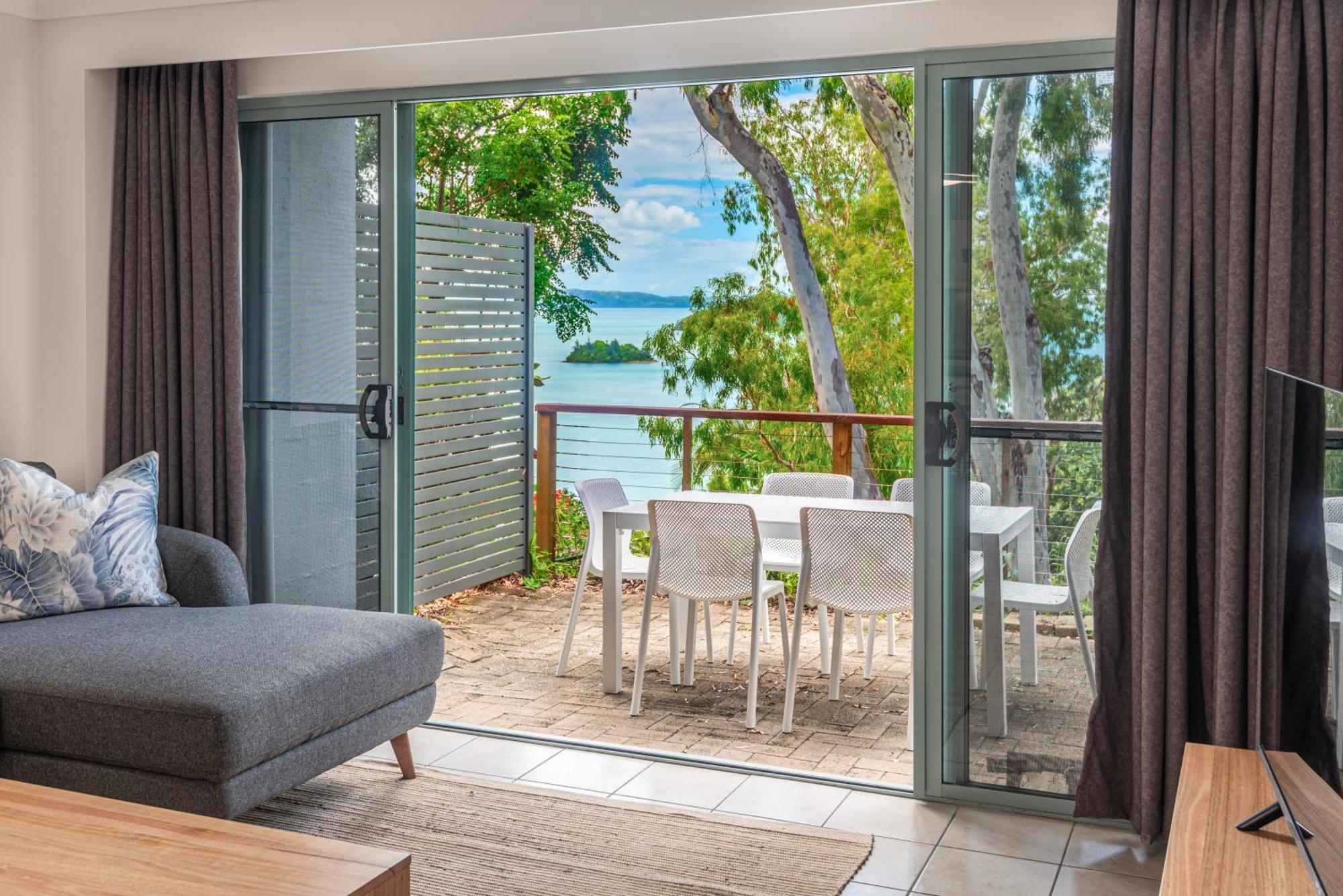 Sunset Waters Apartments Hamilton Island Exterior foto